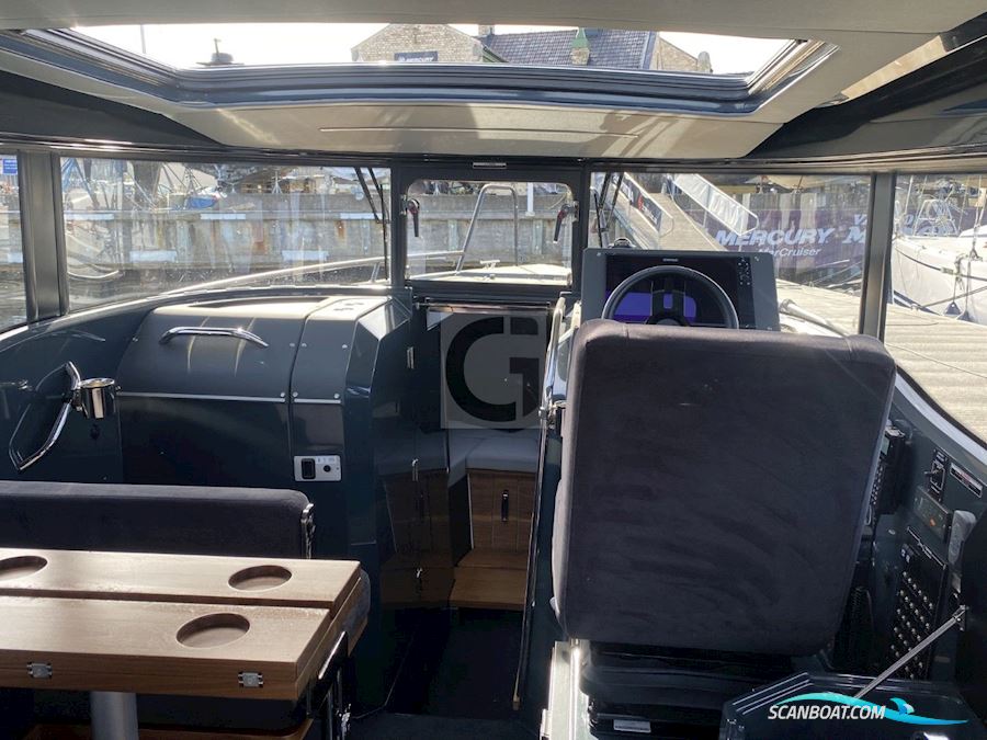 XO Boats Explr 10S+ Front Cabin