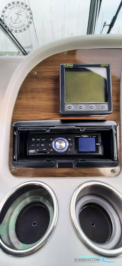 Chris Craft Crowne 25