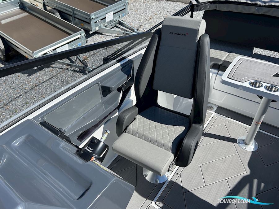 Compass 7 BR - 250 hk