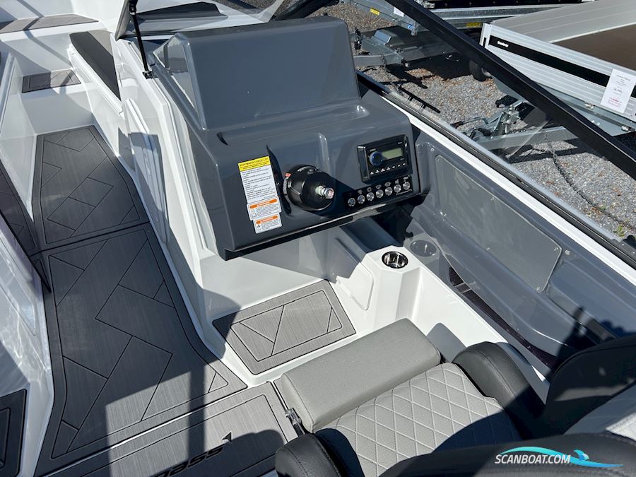 Compass 7 BR - 250 hk