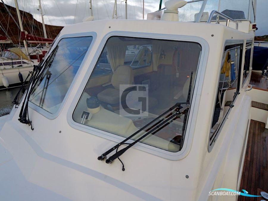 Dale Nelson 38 Aft Cabin