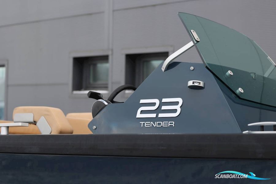 Goldfish 23 Tender Mercury V8 300hk