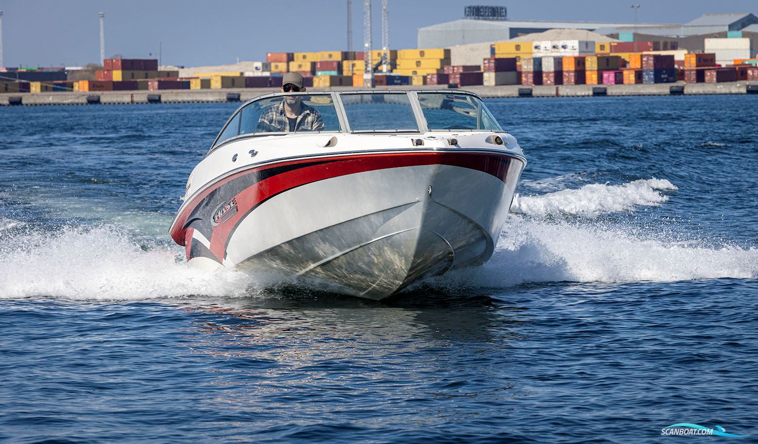 Champion Chase 600 BR Sportboten 2010, met Yamaha 150 motor, Denemarken