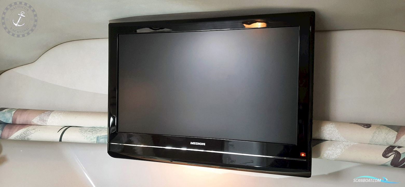 Chris Craft Crowne 25