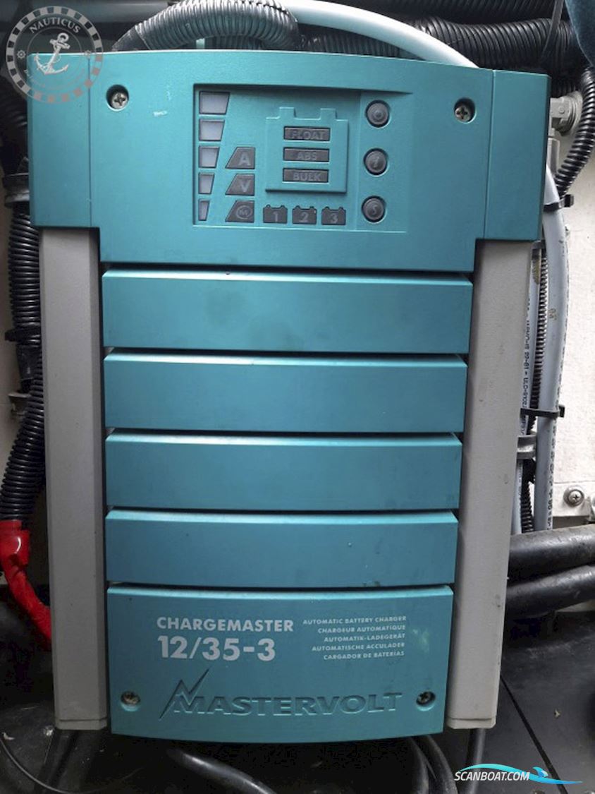 Chris Craft Crowne 25