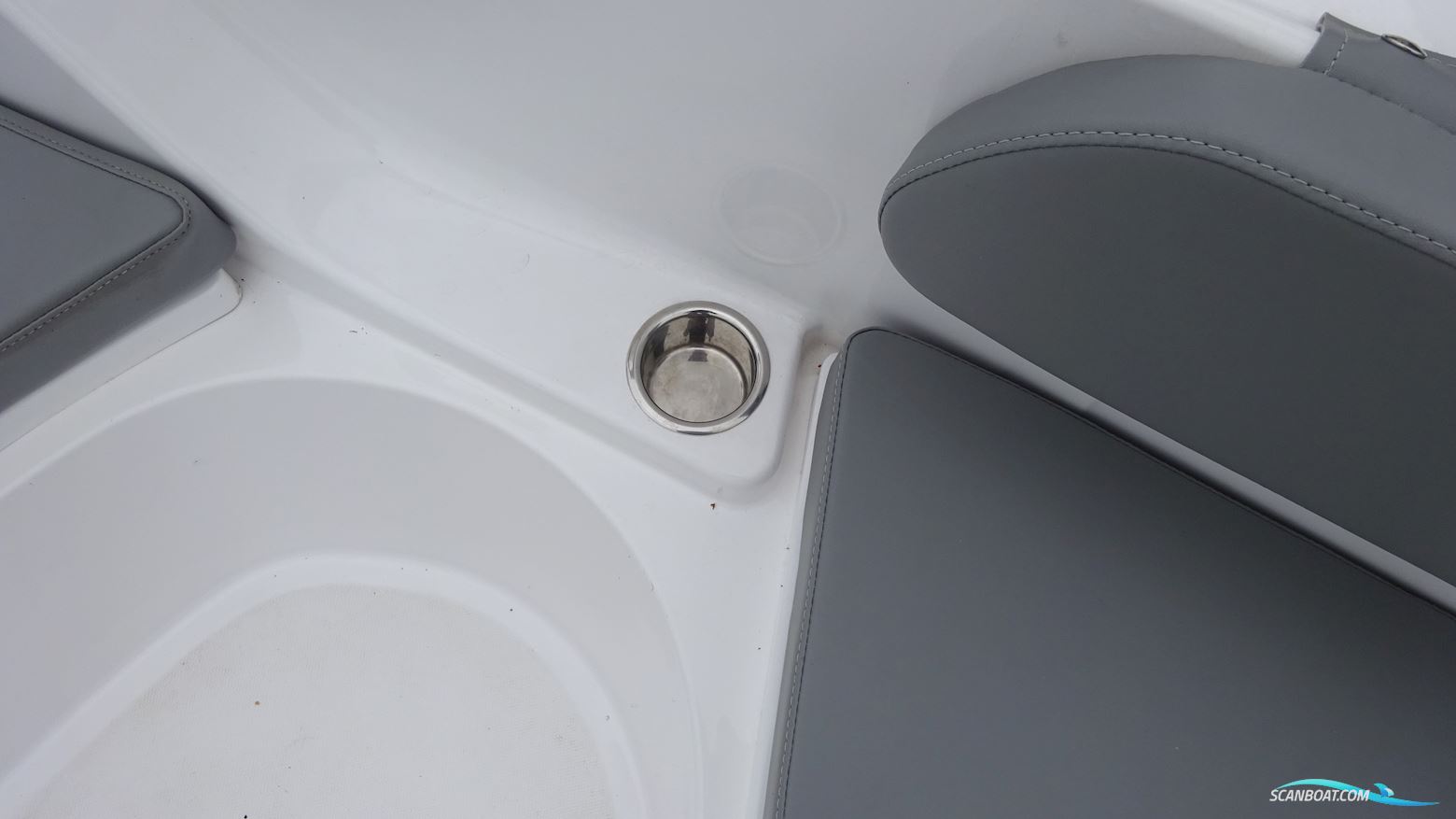 Olympic 520BR Med 60 hk Mercury