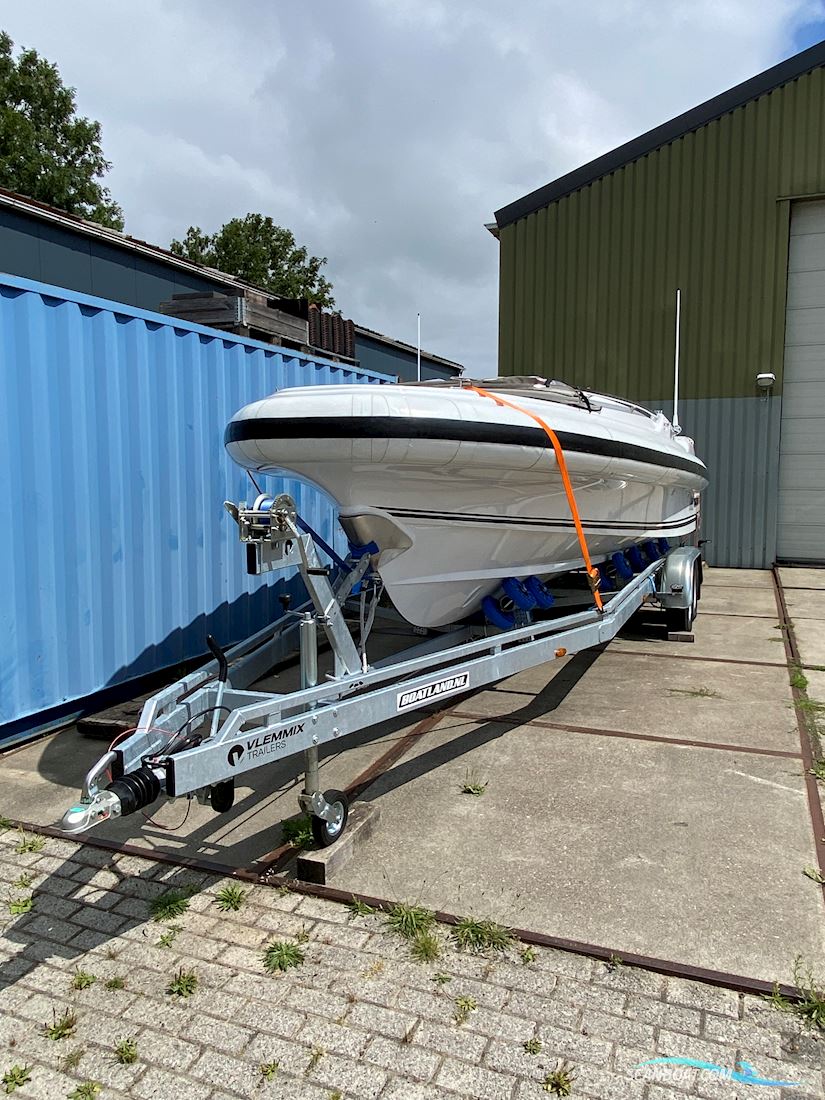Vikal 8.0 Rib Tender Volvo Penta D4 260 pk Waterjet