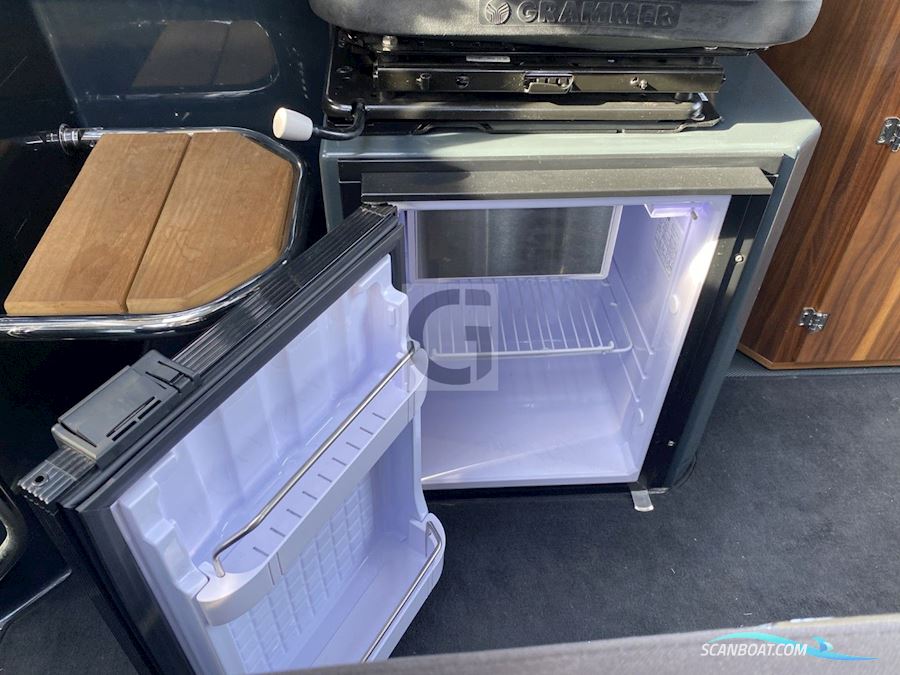 XO Boats Explr 10S+ Front Cabin