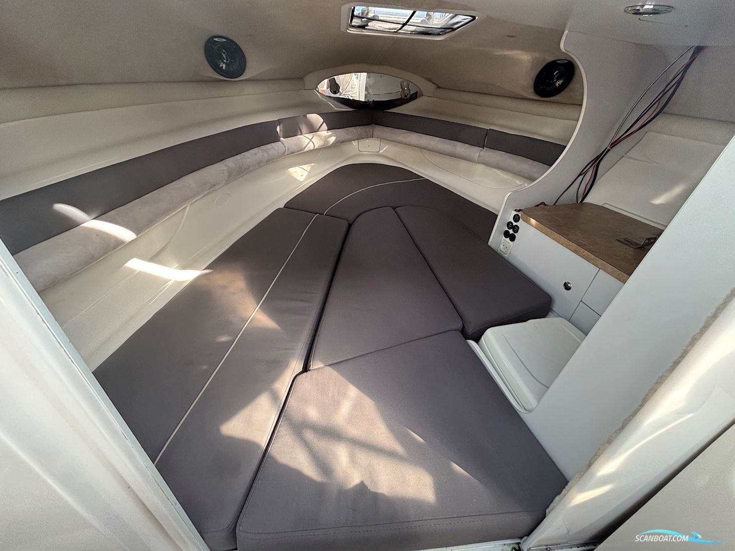 Campion 705 Allante SC - Stor Badeplatform