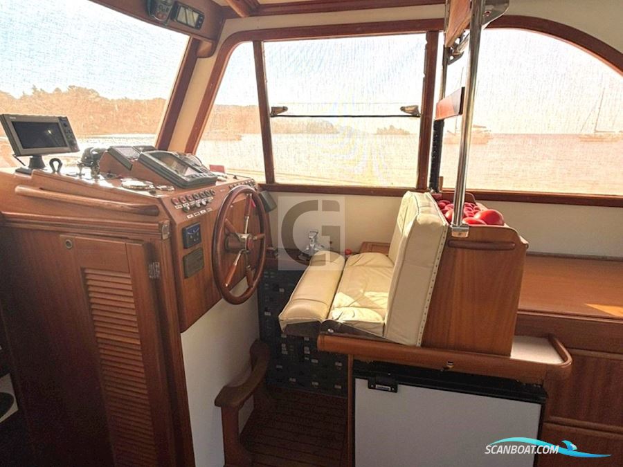 Cantiere Navale Petronio Lobster 44