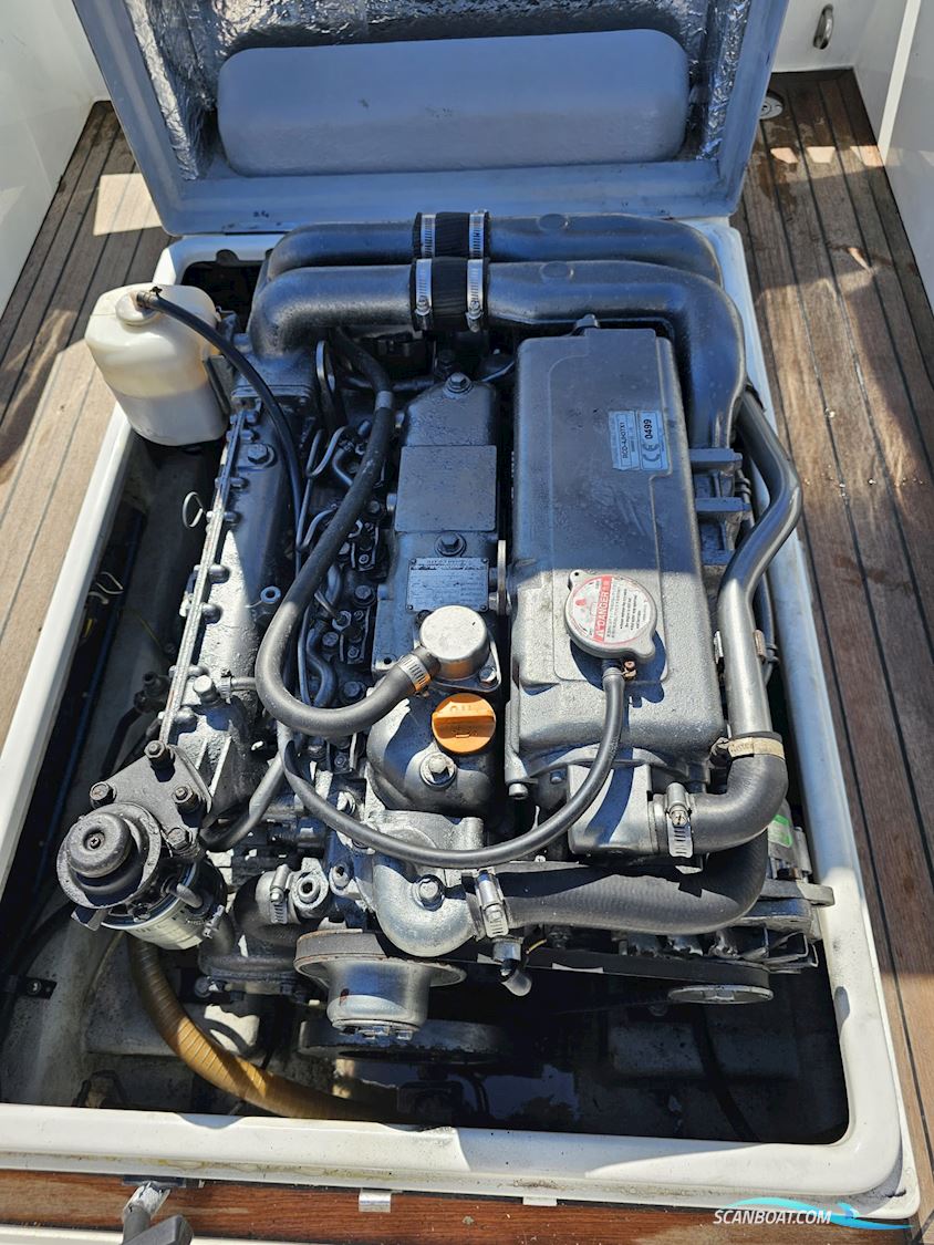 Castoldi JET Tender 18 m. Diesel motor