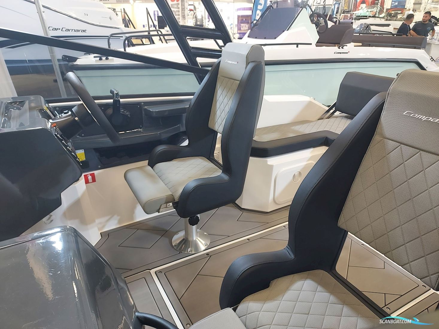 Compass 7 BR - 250 hk