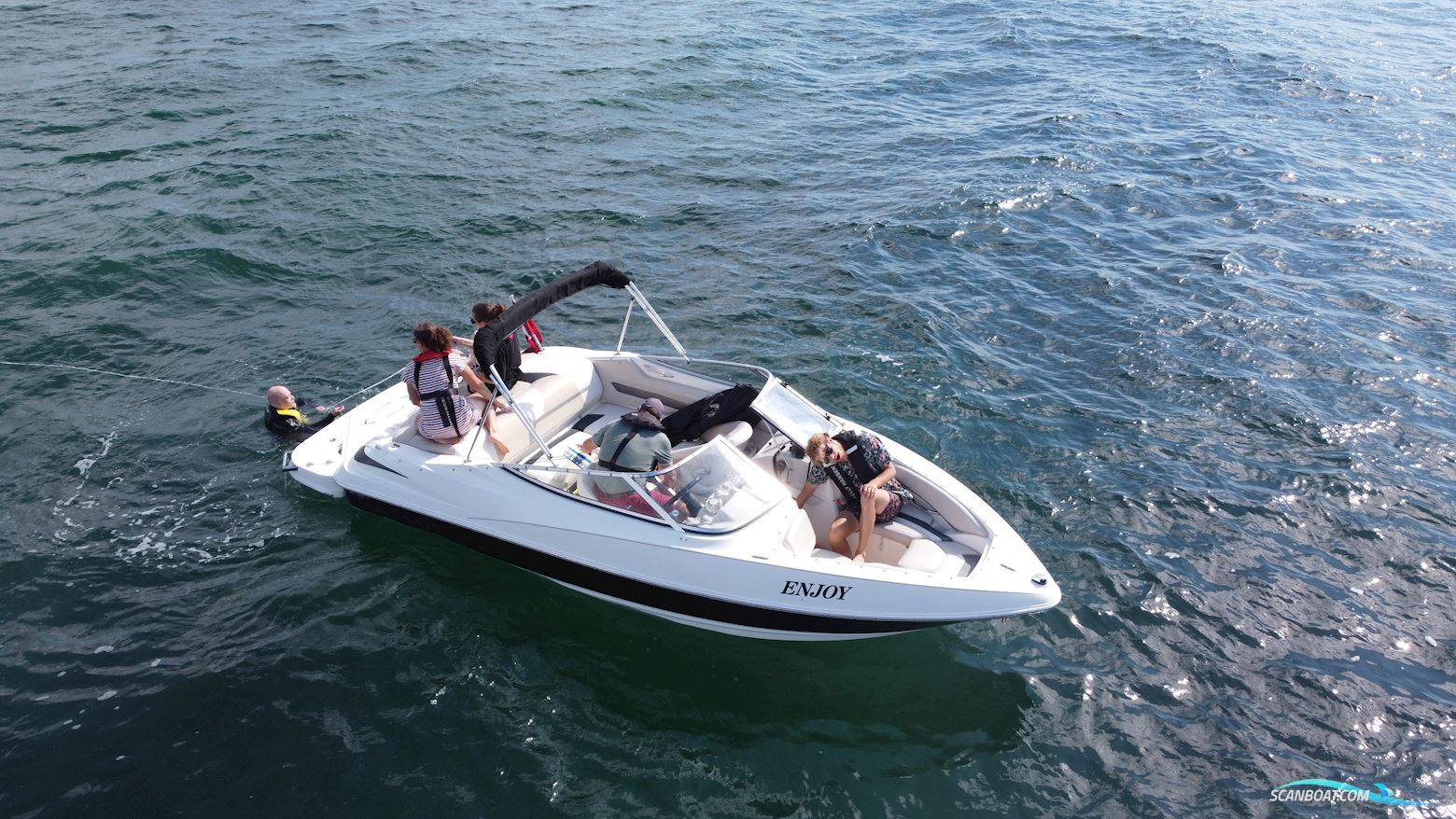 Larson Senza 186 - Bowrider