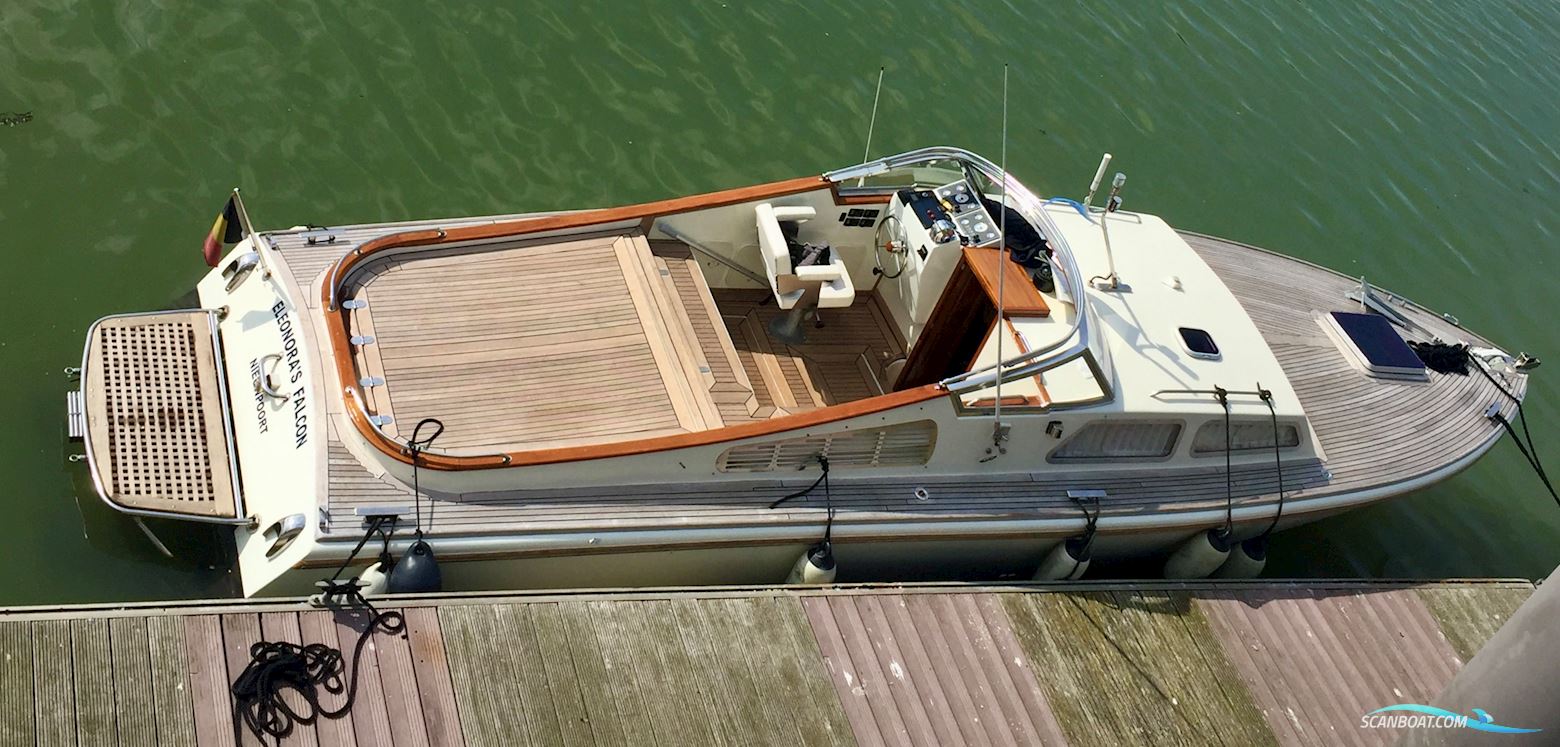 Levi 31 by Elephant Boat Yard