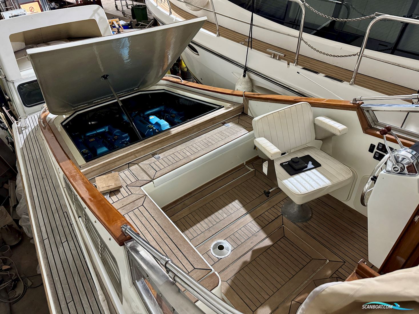 Levi 31 by Elephant Boat Yard