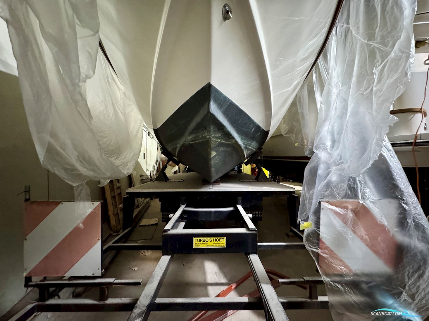 Levi 31 by Elephant Boat Yard