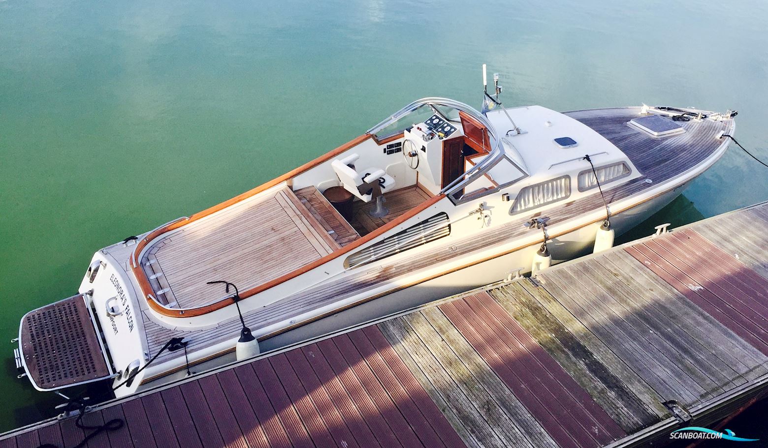 Levi 31 by Elephant Boat Yard