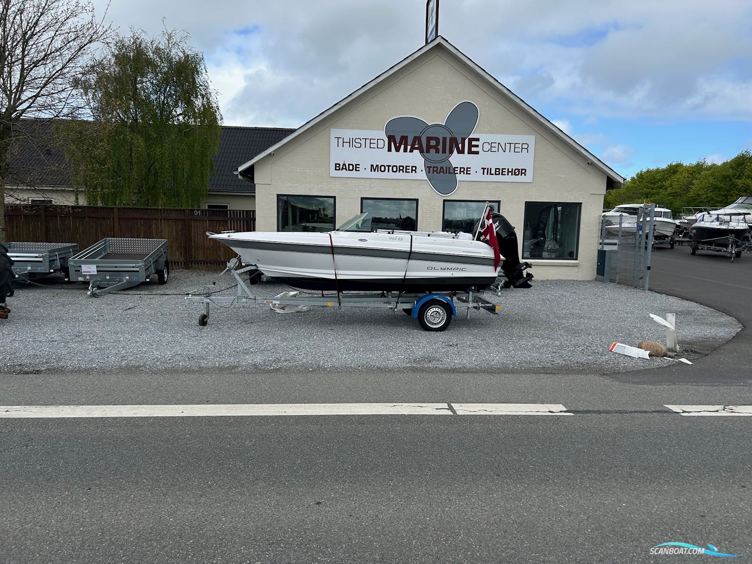 Olympic 460 BR Sportsboot 2021, mit Mercury 4 Stroke motor, Dänemark