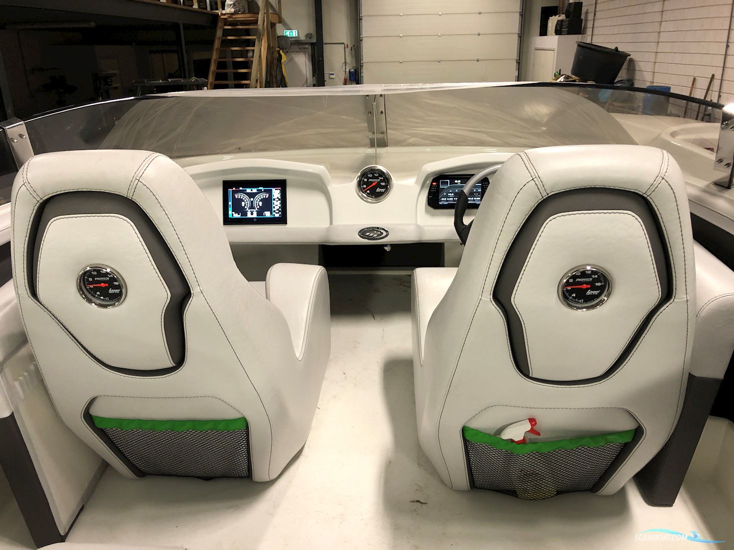 Predator/ Dough Wright 