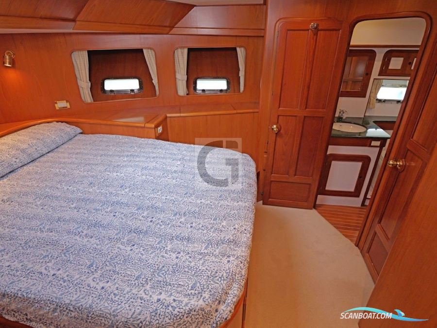 Trader 535 Signature