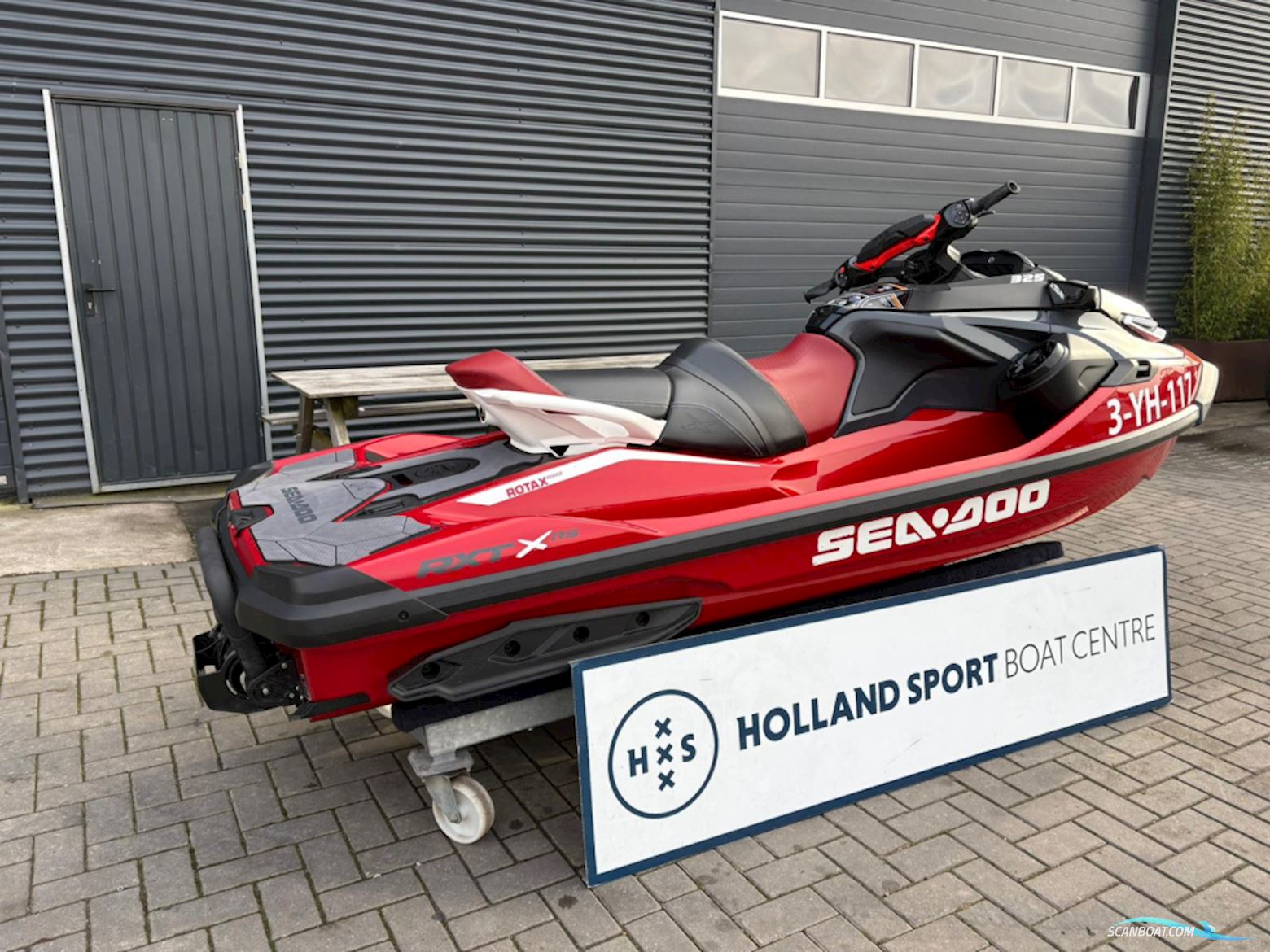 Sea Doo Rxt-X RS 325 + Trailer