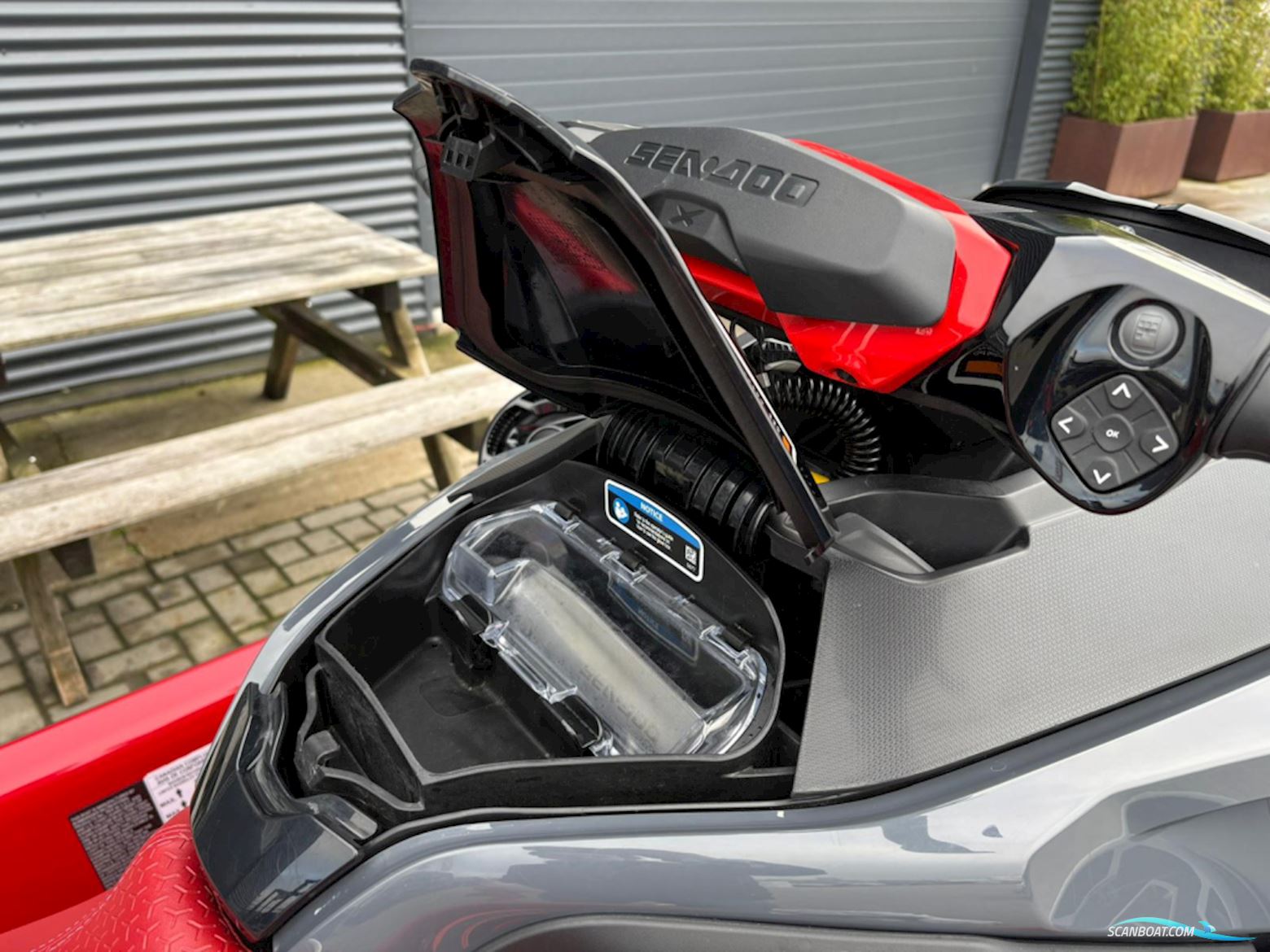 Sea Doo Rxt-X RS 325 + Trailer