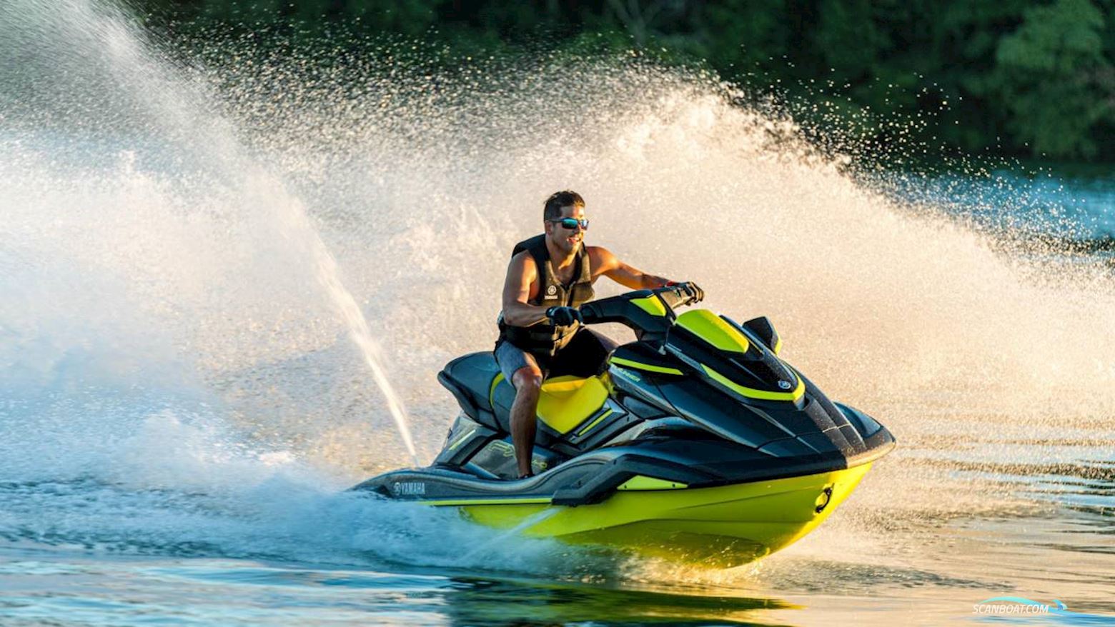 Yamaha FX SVHO Waterscooters en Jetski 2025, met 4-ventilet, 4-cylindret, 4-takts, Super Vortex High Output, DOHC motor, Denemarken