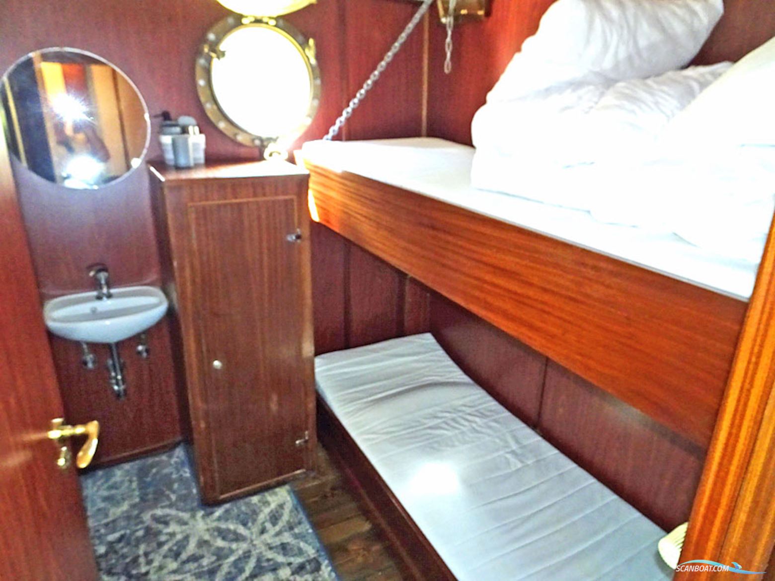 3 mast Charterschip / Evenementenboot 44 nachtgasten, 150 daggasten