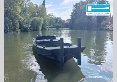 Beb Duwboot Workship 1960, with Detroit Diesel engine, The Netherlands