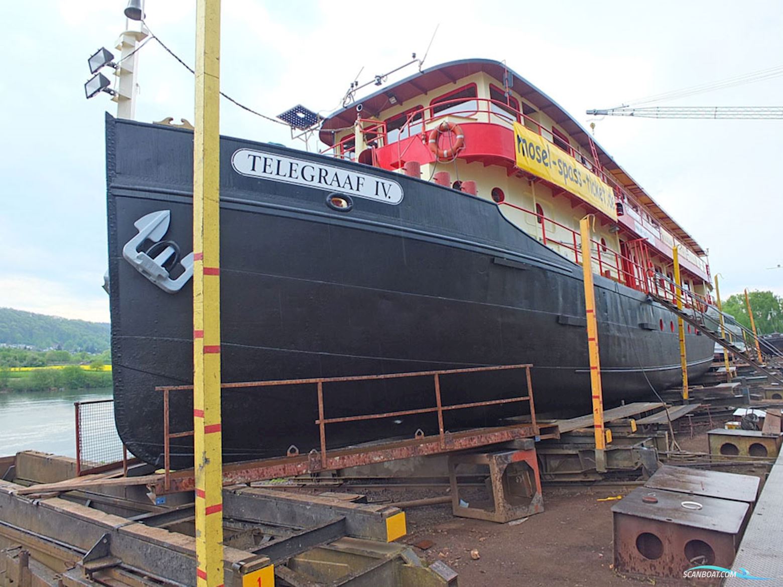 Dagpassagiersschip 200 pers