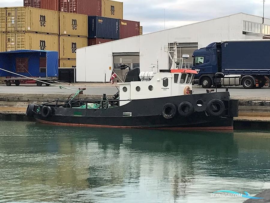 Jack-up og Slæbebåd