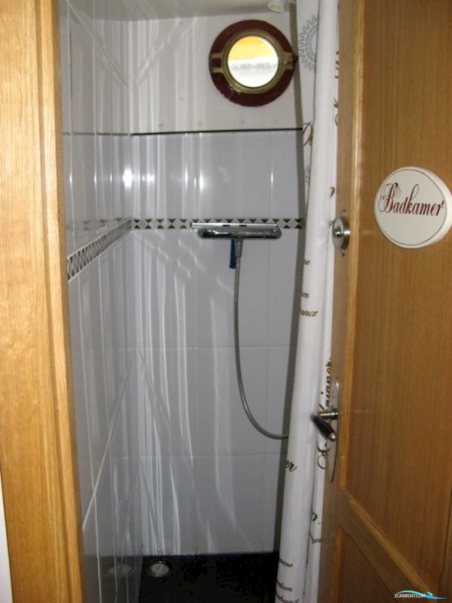 Klipperaak  Charter, woonschip