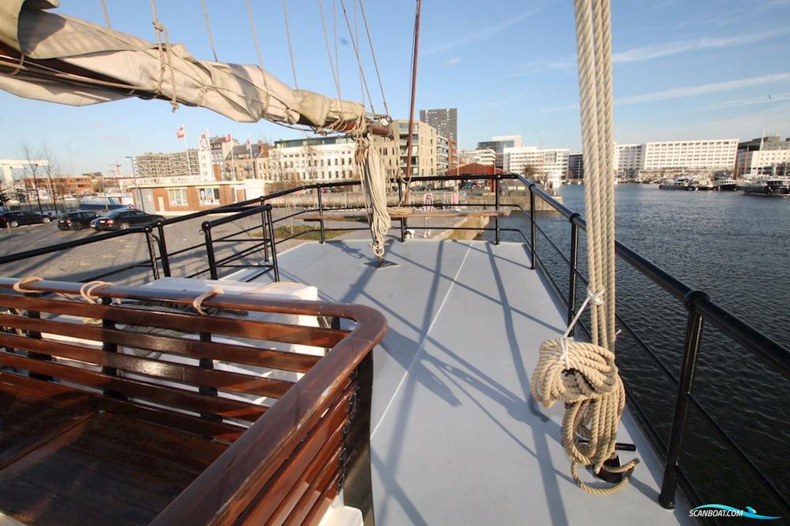 Luxe Clipper Schooner, Barquentine