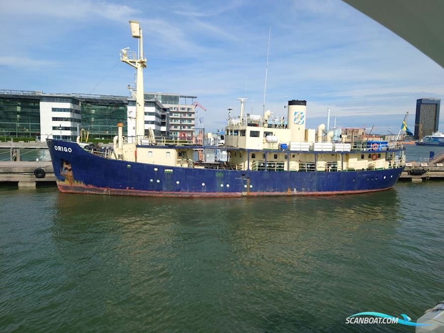 Passagerarskolmotorskepp M/S Origo Smyr Workship 1955, with Nohab Diesel-2takt ML4 423kwa engine, Sweden