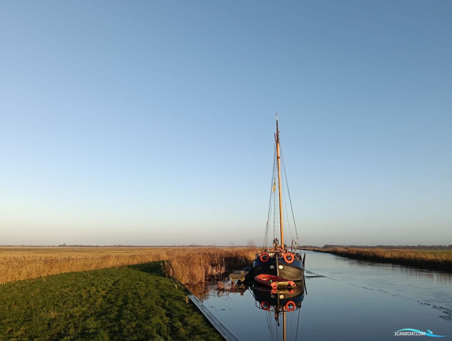 Tjalk Groninger woon-zeiltjalk