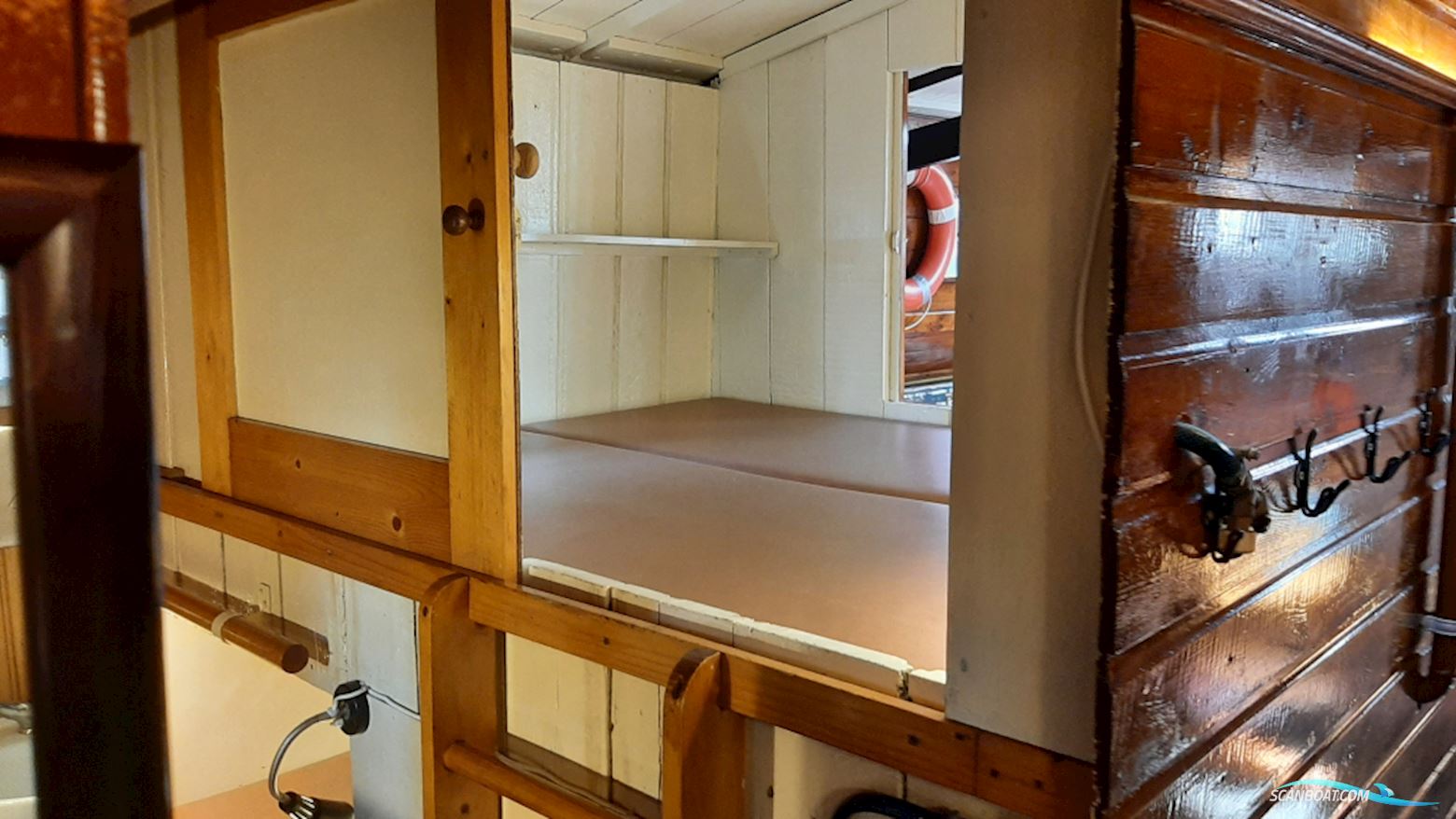 Tjalk Woon-charter tjalk