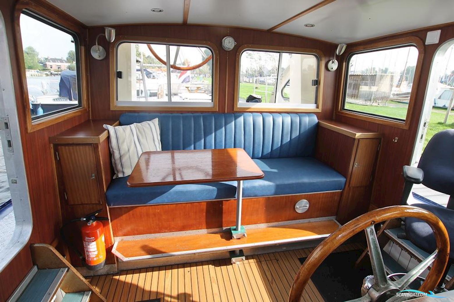 Traditional ex Patrouille Schip