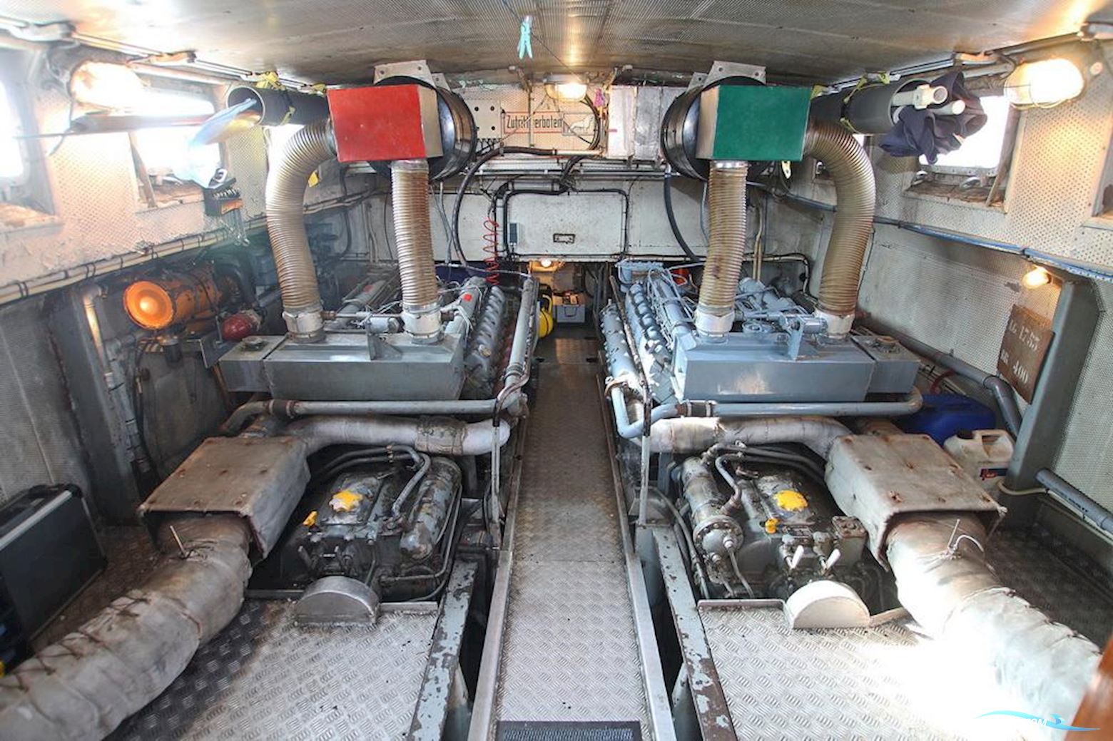 Traditional ex Patrouille Schip