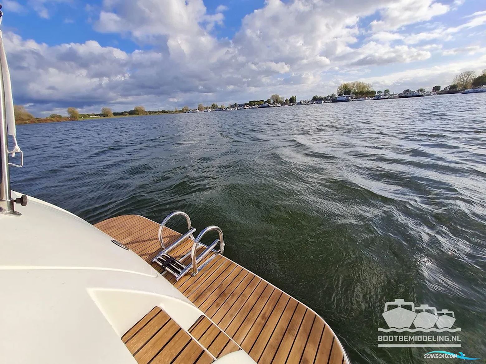 Van Zutphen 633 Tender