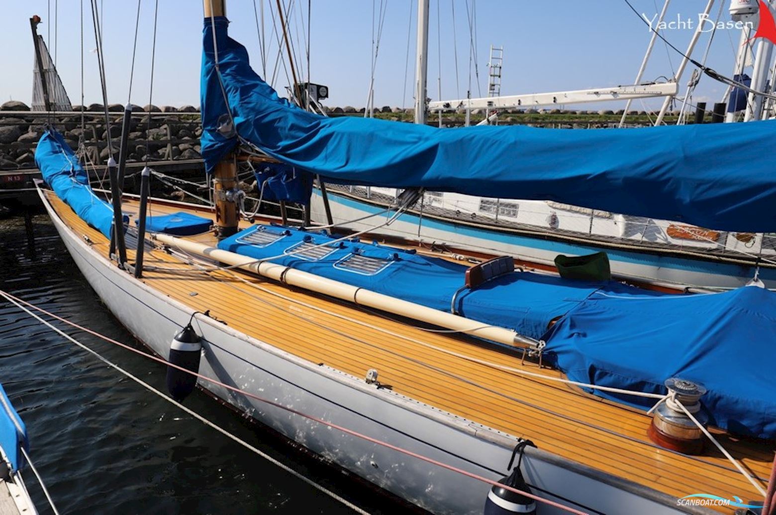 10 m R - Classic Yacht