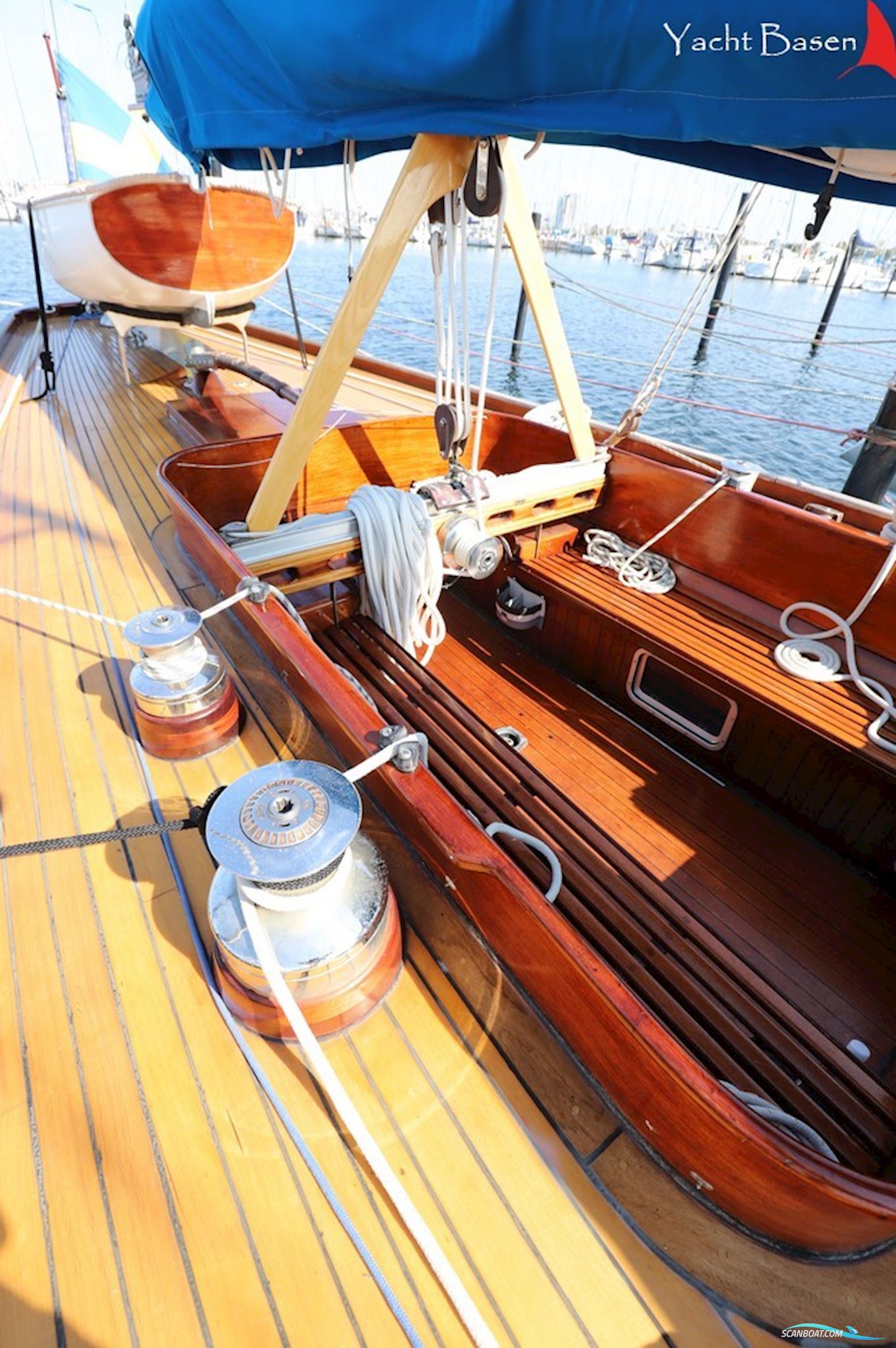 10 m R - Classic Yacht