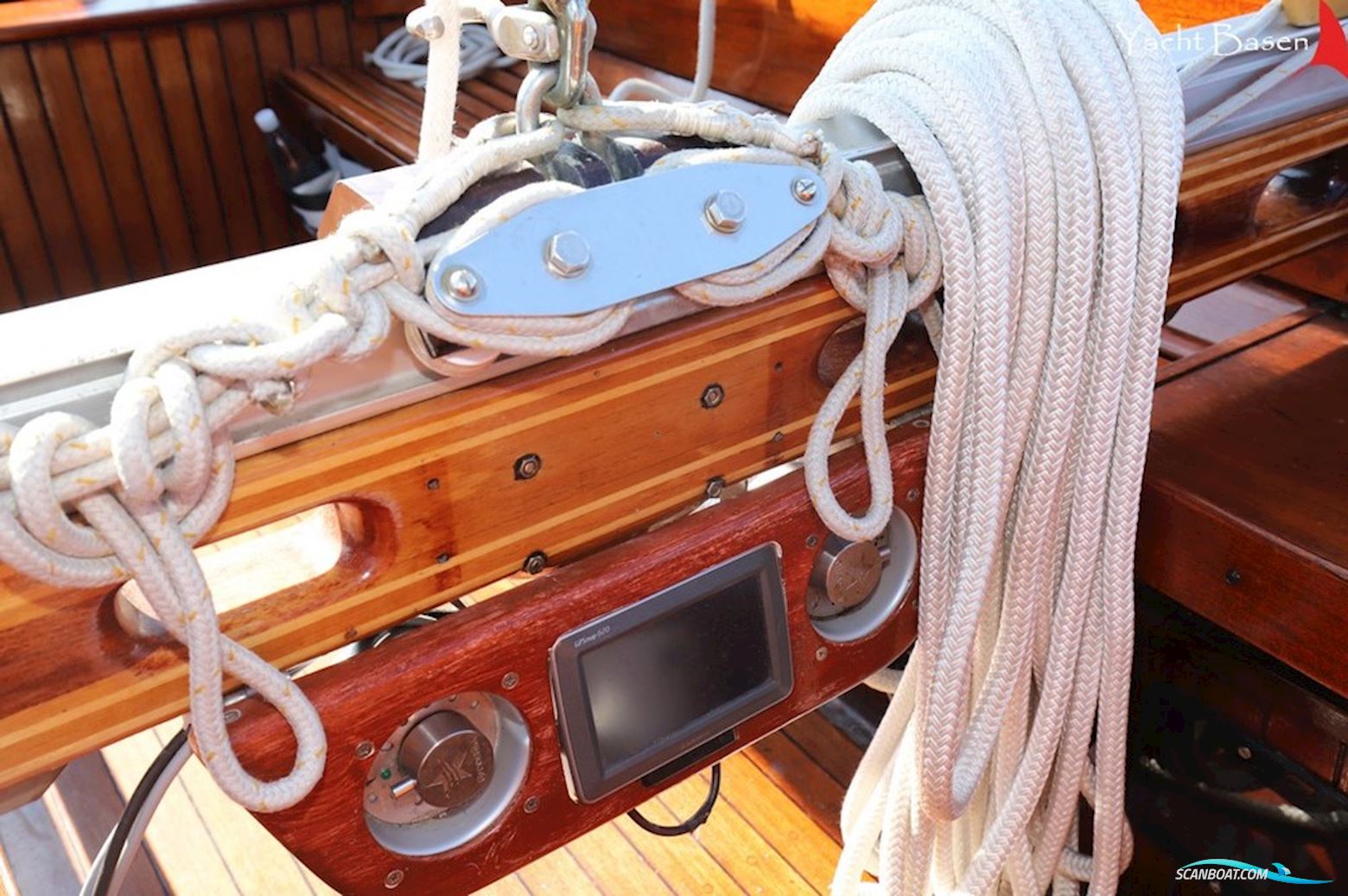 10 m R - Classic Yacht