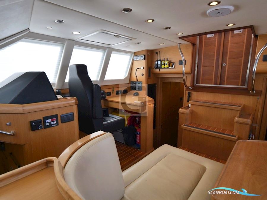 16.5m Expedition Yacht