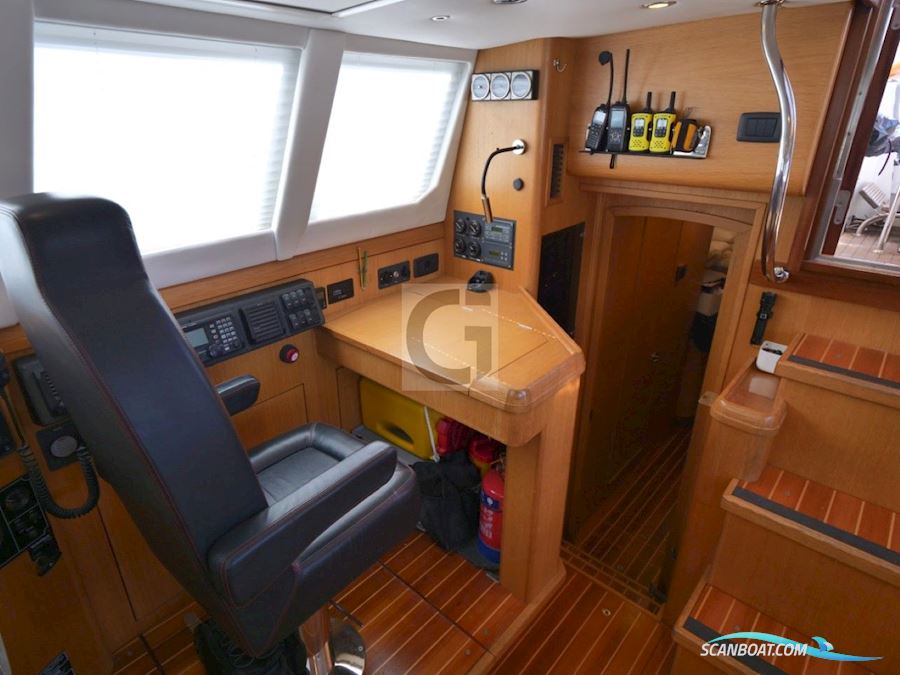 16.5m Expedition Yacht