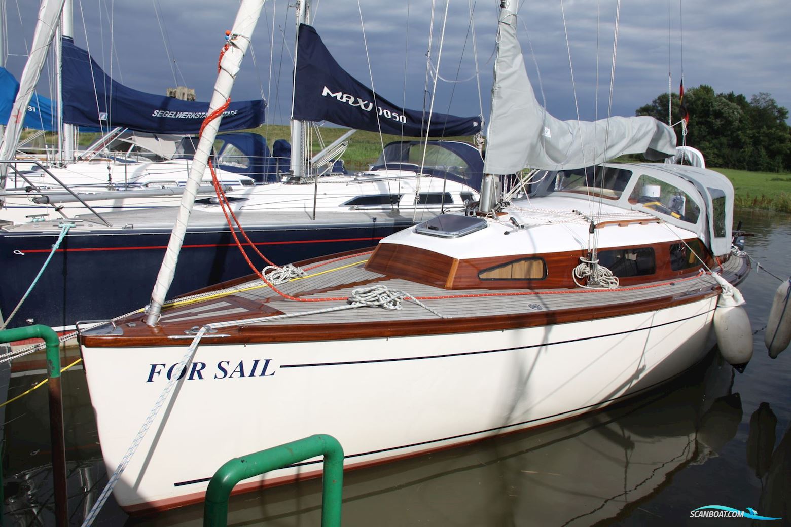 30er Jollenkreuzer Zeilboten 1995, met Suzuki DF15 AEL motor, Duitsland