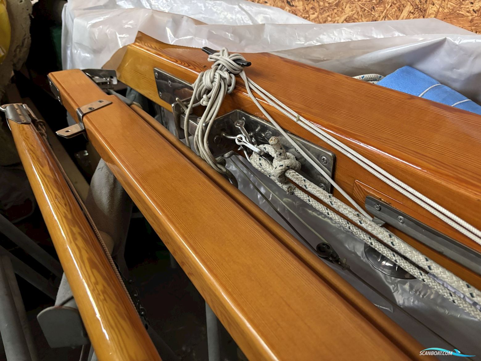 33 Fod Mahogny Ketch