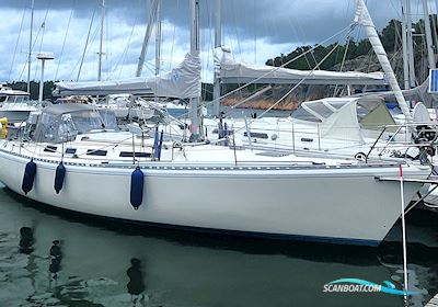 Absolut 38 Zeilboten 2012, met Vetus Marine Diesel motor, Finland