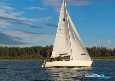 Albin Express Zeilboten 1977, met Tohatsu motor, Denemarken
