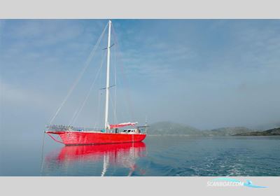 Aleutian 70 Zeilboten 2000, met Ford  Mermaid motor, United Kingdom