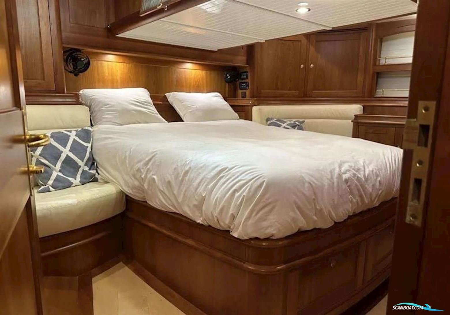 Aluboot BV Hindeloopen Semi Classic 68